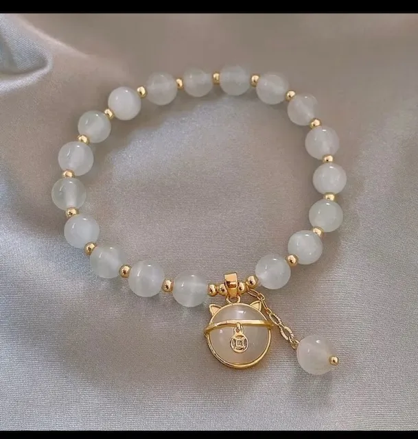 Lucky Fortune Cat Beaded Bracelet